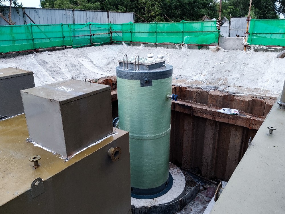 市政污水廠中的溶氣氣浮機設(shè)備